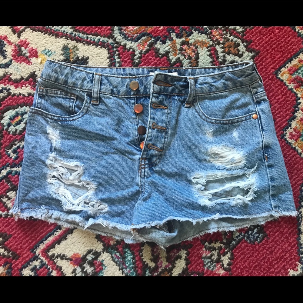 High waisted shorts button up light wash